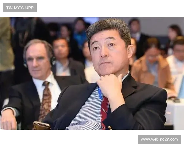 赫罗纳冷箭指挥官古兹鲍威尔深受中国球迷喜爱展现超凡领导力与技术魅力 赫罗纳冷箭指挥官古兹鲍威尔深受中国球迷喜爱展现超凡领导力与技术魅力