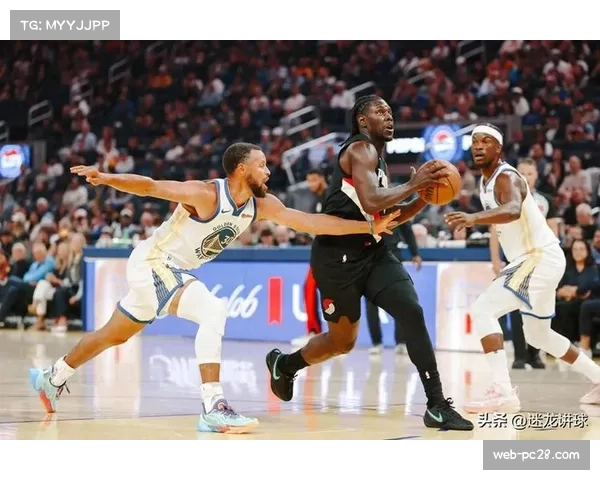 库里单节火力全开助勇士逆转开拓者 杨瀚森低迷难挽败局