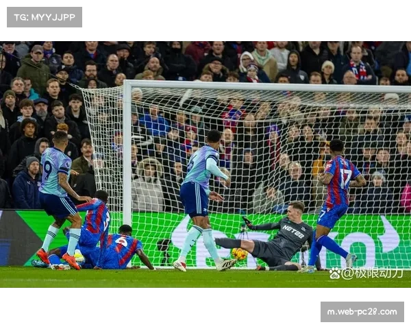 佩工：比赛进程未能体现比分 错失机会未能转化为进球