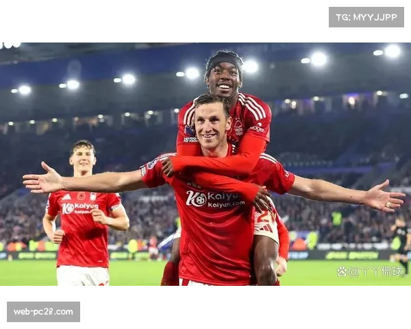 塞尔斯神扑化解巴西头球 诺丁汉森林门将力保城门不失